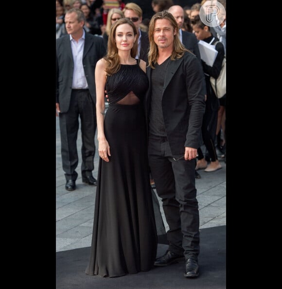 Angelina Jolie e Brad Pitt posam para as fotos na première de 'Guerra Mundial Z'