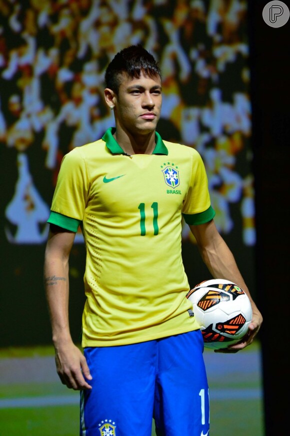 Neymar deve perder treinos da seleção brasileira, comandada por Luiz Felipe Scolari