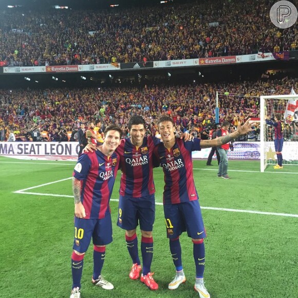 Neymar marcou um gol no primeiro tempo do jogo do Barcelona contra o Bilbão  e comemorou vitória do time com Messi e Suárez: 'Campeões'