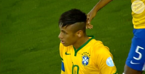 Neymar foi um dos grandes nomes da seleção brasileira na partida do último domingo, 14 de junho de 2015, que acabou com a vitória do Brasil em 2 a 1