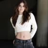 Camila Queiroz, de 'Verdades Secretas', já posou para várias campanhas de moda e tem trabalhos feitos pela conceituada agência Ford Models