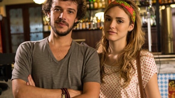 Novela 'Sete Vidas': Júlia e Pedro viajam juntos para BH atrás de Bernardo