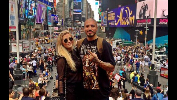 Aline e Fernando, do 'BBB 15', viajam para Nova York: 'Quero curtir com ela'