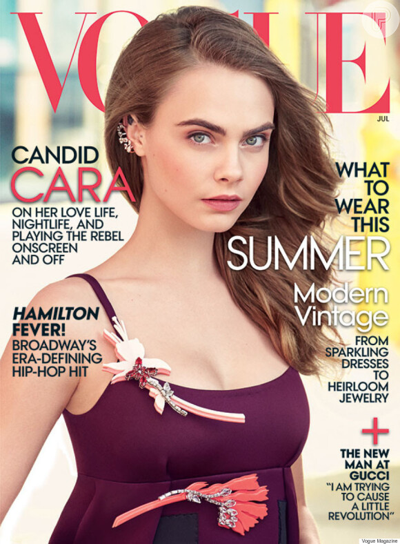 Cara Delevingne falou sobre o relacionamento à 'Vogue' americana