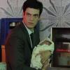 Félix (Mateus Solano) relembra a noite em que roubou o bebê da irmã e jogou em uma caçamba de lixo, em 'Amor à Vida'