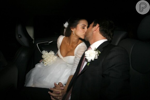 Marcelo Faria e Camila Lucciola se casaram em julho de 2010