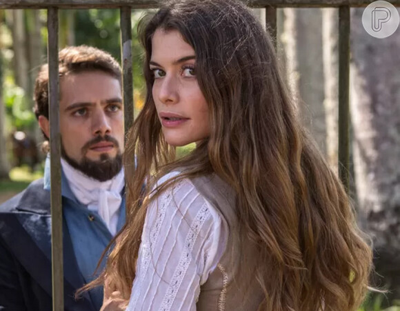 A atriz Alinne Moraes será a mocinha, Lívia, na novela 'Além do Tempo'.