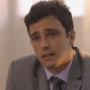 Luís (Thiago Rodrigues) contratou José Renato (Jonas Bloch) para cuidar de seu divórcio, sem saber que ele é um ex-namorado de sua mãe, na novela 'Sete Vidas'