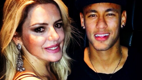 Mari Alexandre tieta Neymar e publica foto no Instagram: 'Gatinho demais'