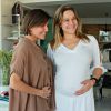 Deborah Secco garantiu a Fernanda Gentil que as mudanças em seu corpo não são um problema e revelou que seu apetite já aumentou. 'A gravidez me trouxe a necessidade de comer comida'