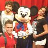 De férias nos Estados Unidos, Deborah Secco, grávida de quatro meses, e o noivo, Hugo Moura, curtiram um passeio na Disney com amigos nesta quinta-feira, 2 de julho de 2015
