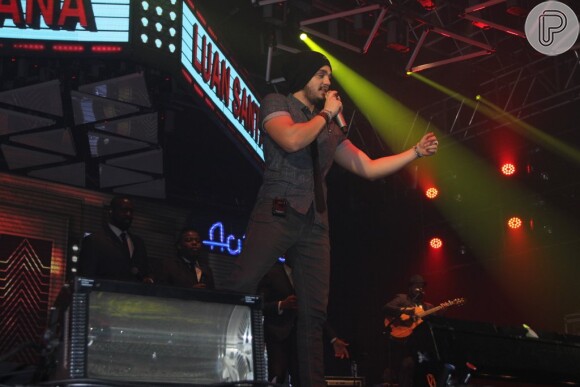 Luan Santana cantou grandes sucessos no show