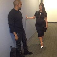 Kim Kardashian testa amigos enviando fotos falsas de sua filha com Kanye West