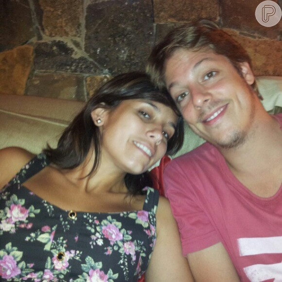 Fábio Porchat e a mulher, Patrícia Vazques, são casados há três anos e estão vivendo uma crise na relação, segundo revista, em 3 de julho de 2013