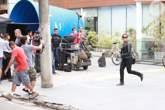 Giovanna Antonelli gravou cenas de ação para a novela 'A Regra do Jogo', que estreia dia 31 de agosto na faixa das nove da TV Globo