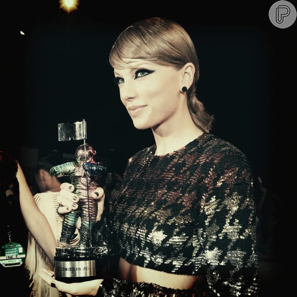 No VMA 2015, Taylor levou quatro das 10 categorias em que foi indicada