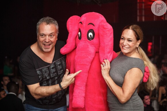 Rodrigo é DJ e fez questão de celebrar seu aniversário na boate Pink Elephant, no Rio