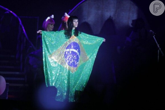 Katy Perry, que se apresenta no Rock in Rio novamente, costuma mudar bastante seu visual. Confira os looks da cantora, atração principal do festival neste domingo, 27 de setembro de 2015