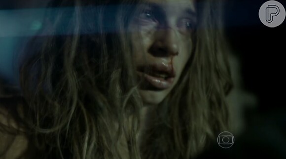 Em 'Verdades Secretas', a modelo Larissa (Grazi Massafera) chegou ao fundo do poço graças ao vício em drogas