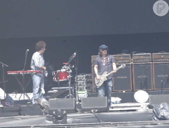 Johnny Depp e sua banda fazem passagem de som para o Rock in Rio, nesta quarta-feira, 23 de setembro de 2015