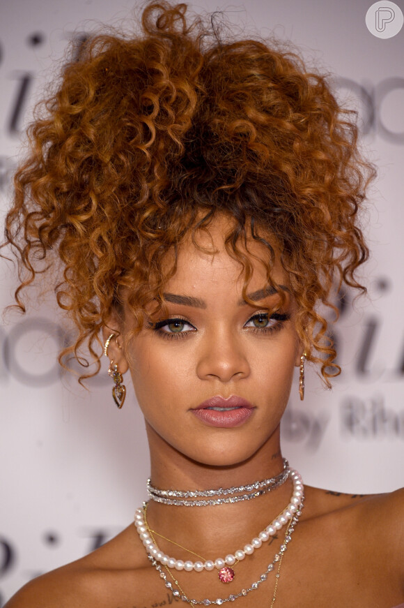 Rihanna é aguardada no Rio de Janeiro nesta quinta-feira, 24 de setembro. Cantora se apresenta no Rock in Rio no sábado, 26 de setembro de 2015