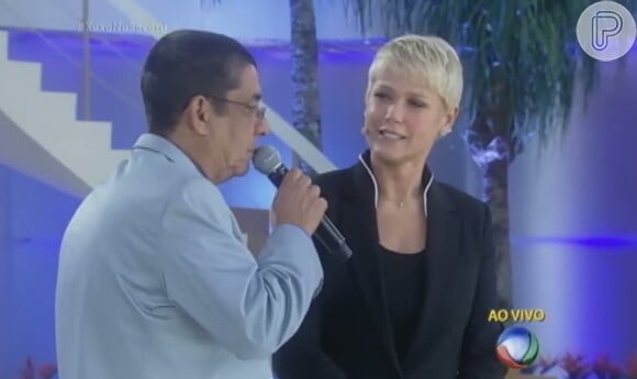 No programa do dia 31 de agosto, Xuxa optou por look todo preto