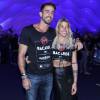 Gabriela Pugliesi foi ao Rock in Rio com o mais novo namorado, o modelo Erasmo Viana