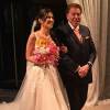 Silvio Santos levou a filha caçula, Renata Abravanel, ao altar para se casar com o empresário Caio Curado, neste sábado, 27 de setembro de 2015