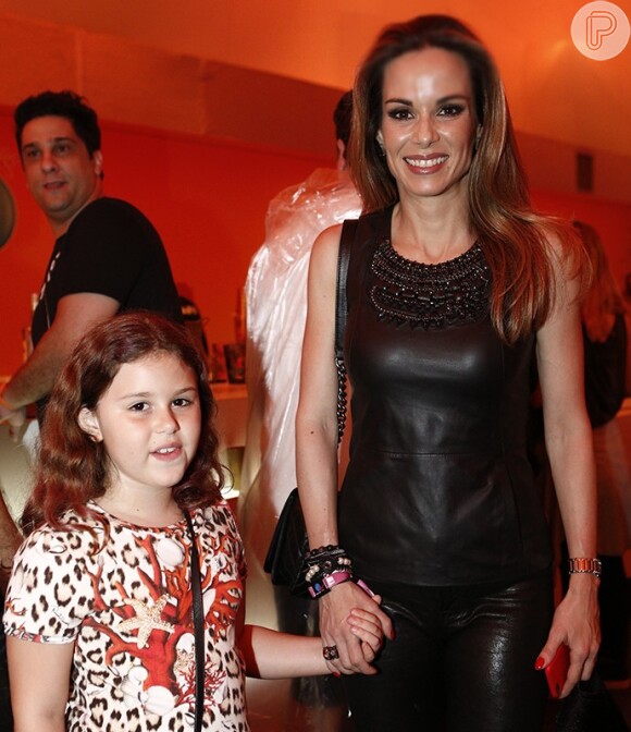 A apresentadora Ana Furtado e a filha Isabella, de 8 anos, no último dia de Rock in Rio, 27 de setembro