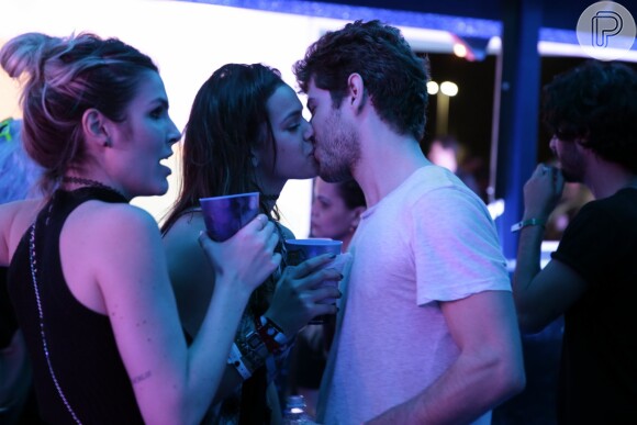 O atores trocaram beijos em dois dias do festival