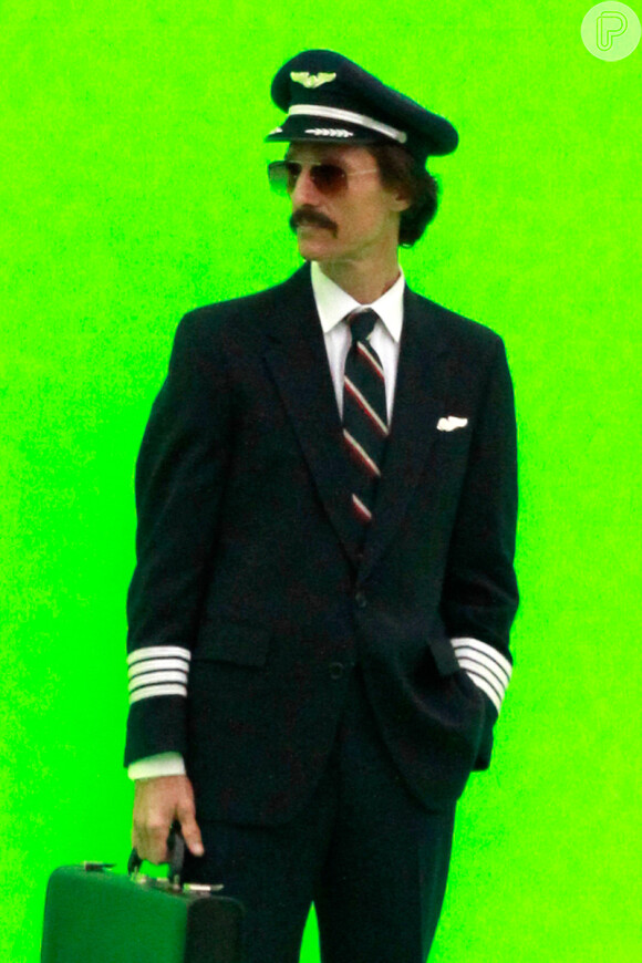 Matthew McConaughey vive um personagem soropositivo no filme