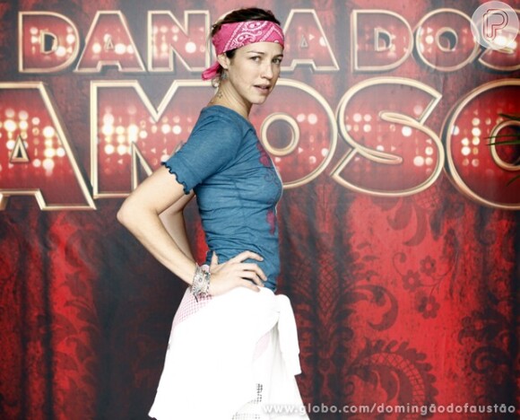 A atriz Luana Piovani sofreu acidente durante os ensaios do quadro 'Dança dos Famosos', do programa 'Domingão do Faustão'