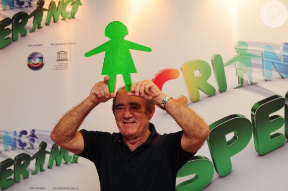 Renato Aragão avisa que o 'Criança Esperança' deste ano será realizado no Citibank Hall, no Rio de Janeiro, em 31 de agosto de 2013