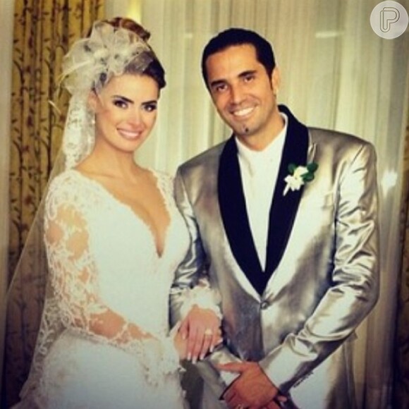 Rayanne Morais se casou com o cantor Latino em 2014, com direito a uma superfesta, mas eles se separaram cerca de um ano depois