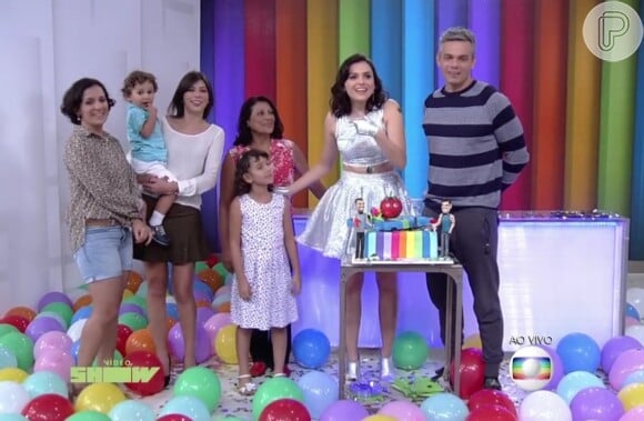 Em seu aniversário, em novembro de 2015, Monica Iozzi recebeu sua família no 'Vídeo Show' ao vivo