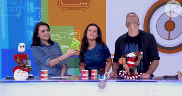 Fernanda Souza se divertiu com Monica Iozzi e Otaviano Costa no "Vídeo Show"
