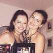 Camila Queiroz tira Agatha Moreira em amigo secreto e elogia a atriz: 'Parceira'