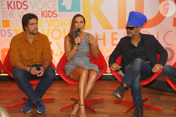 Com Ivete Sangalo, Leo, da dupla com Victor, e Carlinhos Brown serão técnicos do 'The Voice Kids', que estreia dia 3 de janeiro de 2016
