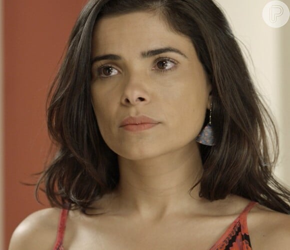 Tóia (Vanessa Giácomo) é libertada pela facção, na novela 'A Regra do Jogo'
