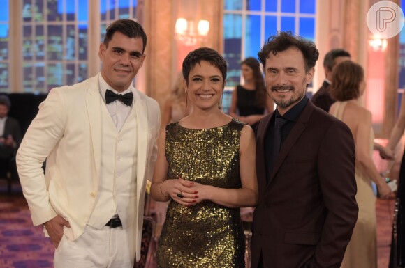 Sandra Annenberg, Juliano Cazarré e Enrique Diaz nos bastidores do 'Melhores do Ano'