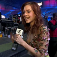Sophia Abrahão agrada fãs como repórter por um dia do 'Vídeo Show': 'Rainha!'