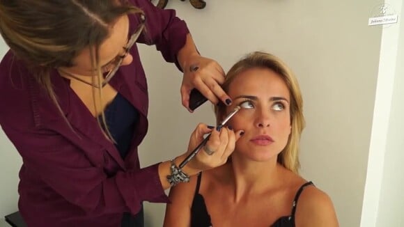 3 minutos com Juliana Silveira: atriz dá dicas de maquiagem para o Réveillon