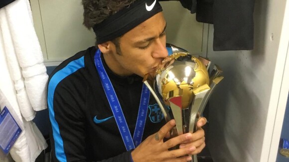 Neymar comemora título do Barcelona no Mundial de Clubes: 'Sempre foi um sonho'