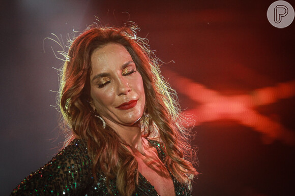 Cantora foi elogiada nas redes sociais com o lançamento do clipe 'O Farol'