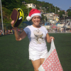 Susana Vieira distribuiu os presentes doados para as crianças da comunidade