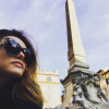 Ela tem registrado e postado fotos de seu tour nas cidades italianas