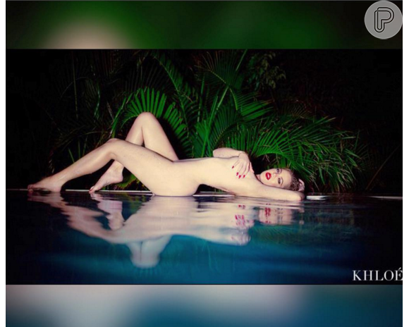 A sessão contou com Kendall Jenner como diretora de fotografia. 'Kendall estava literalmente me ensinando como arquear minhas costas e manipular meu corpo'