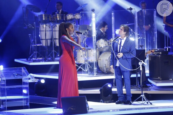 Roberto Carlos cantou apenas três expressões em dueto de dois minutos e 16 segundos com Ludmilla