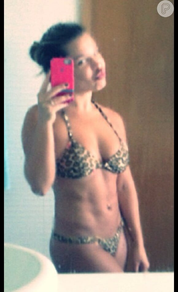 A foto de Fernanda Souza com a barriga definida foi postada em setembro de 2013