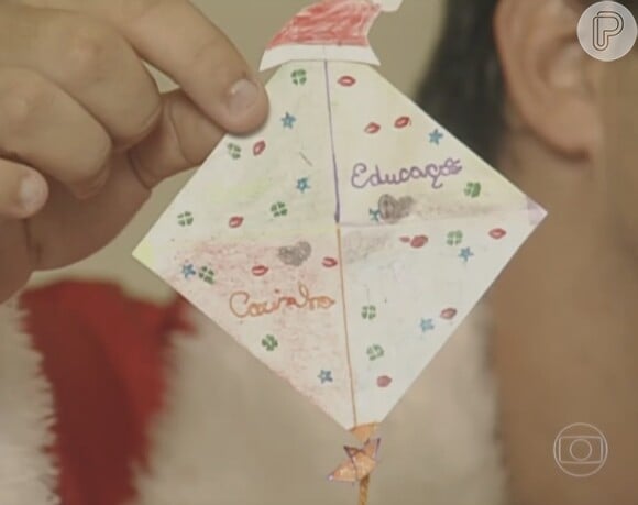 Bruna Marquezine fez cartão de Natal em 2003 para o 'Vídeo Show'